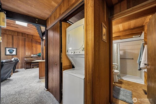 10606 Olympic Drive, Anderson Island, WA 98303