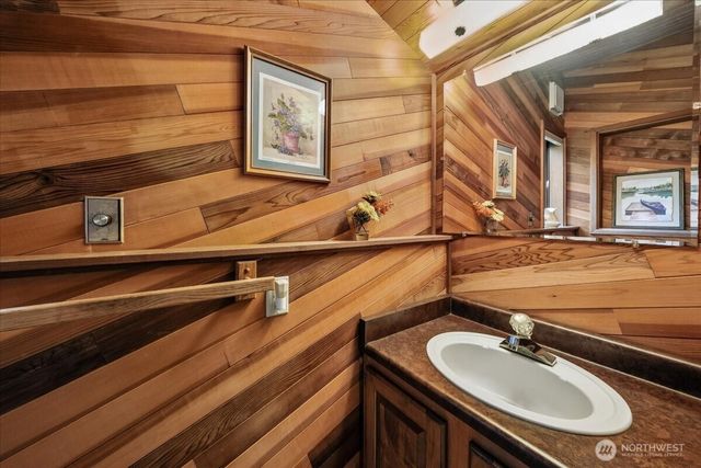10606 Olympic Drive, Anderson Island, WA 98303
