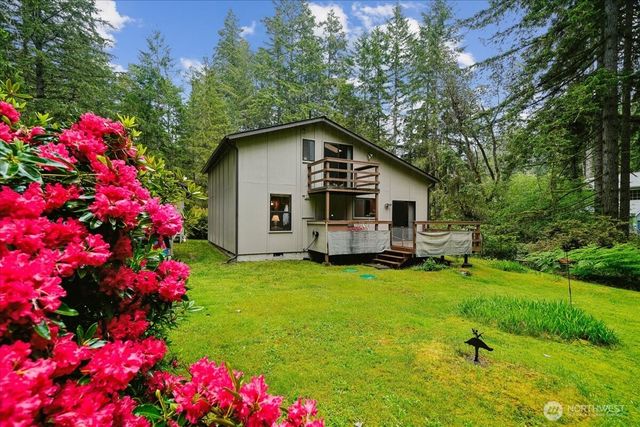 10606 Olympic Drive, Anderson Island, WA 98303