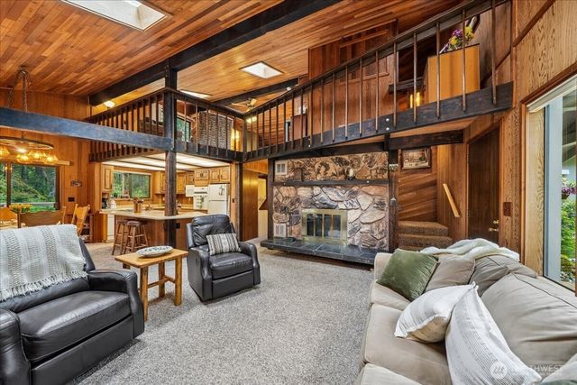 10606 Olympic Drive, Anderson Island, WA 98303