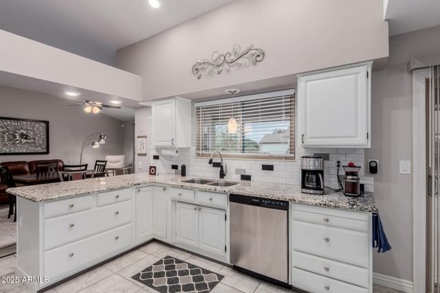 20807 N DESERT SANDS Drive, Sun City West, AZ 85375