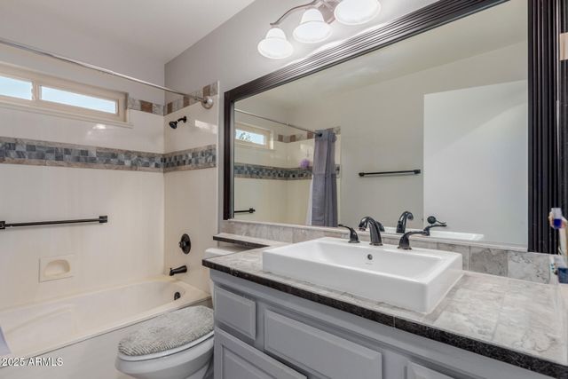 20807 N DESERT SANDS Drive, Sun City West, AZ 85375