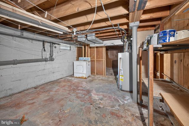 30 W MAPLE AVE, Lindenwold, NJ 08021