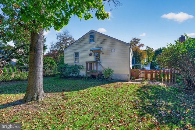 30 W MAPLE AVE, Lindenwold, NJ 08021