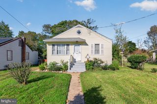30 W MAPLE AVE, Lindenwold, NJ 08021