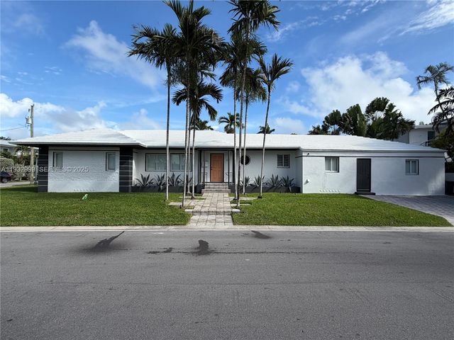 621 W Dilido Dr, Miami Beach, FL 33139