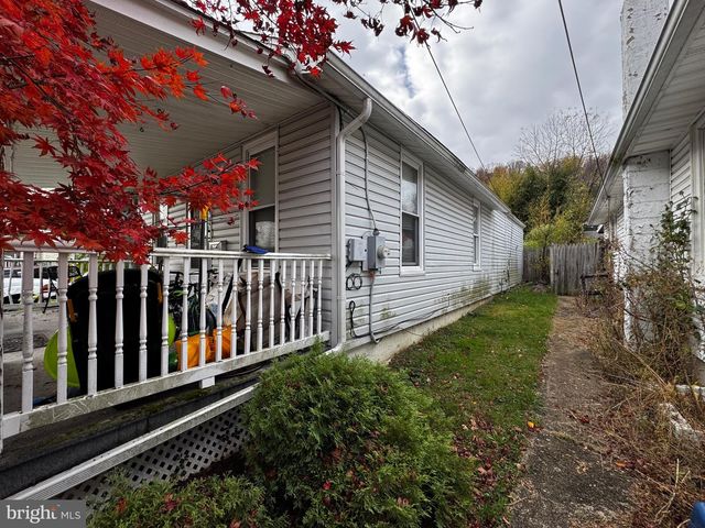 41 ALDINE AVE, Reading, PA 19606