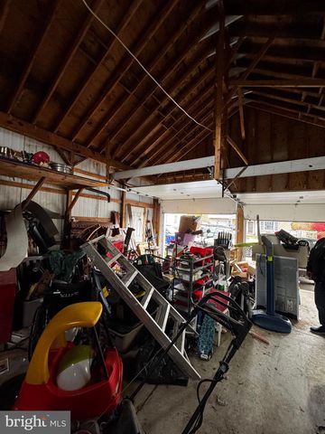 41 ALDINE AVE, Reading, PA 19606