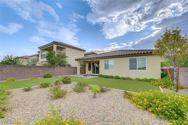 4654 Plum Button Street, Las Vegas, NV 89129
