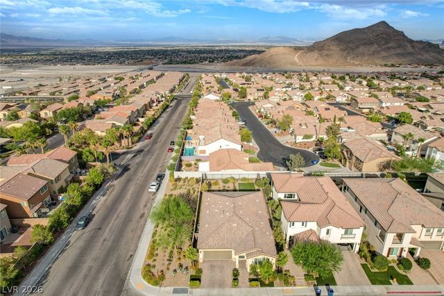 4654 Plum Button Street, Las Vegas, NV 89129