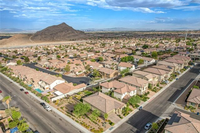 4654 Plum Button Street, Las Vegas, NV 89129