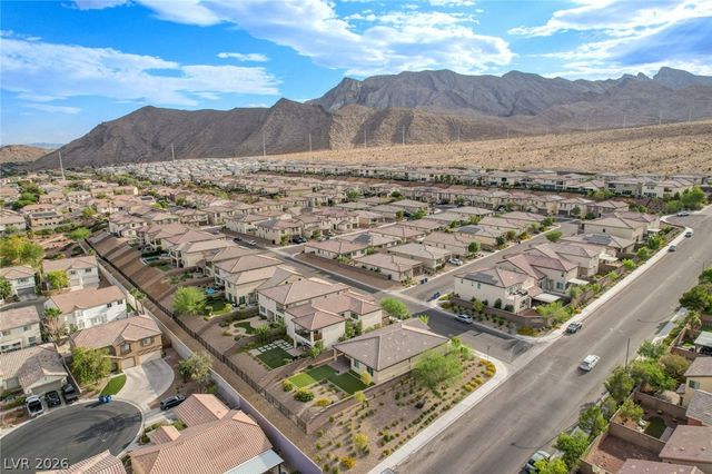 4654 Plum Button Street, Las Vegas, NV 89129