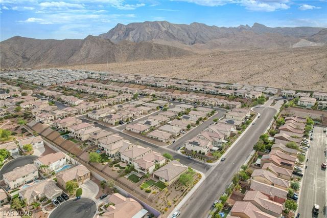 4654 Plum Button Street, Las Vegas, NV 89129