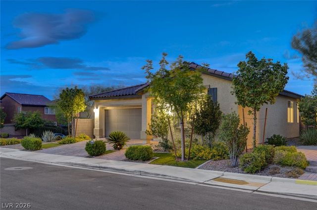 4654 Plum Button Street, Las Vegas, NV 89129