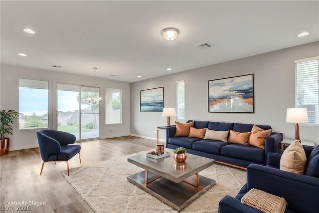 4654 Plum Button Street, Las Vegas, NV 89129