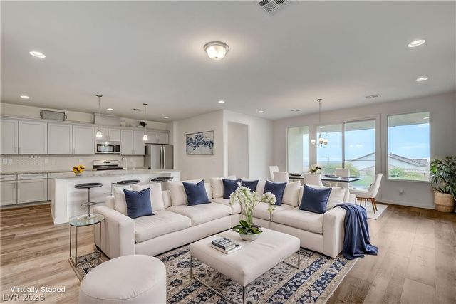 4654 Plum Button Street, Las Vegas, NV 89129