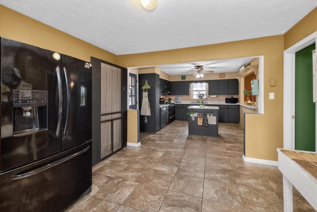 11758 Bohon Road, Harrodsburg, KY 40330