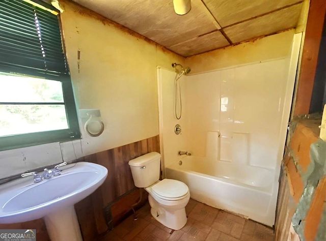 54 Bleachery Street, Griffin, GA 30223
