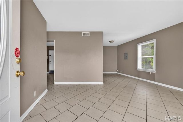 6018 Evergreen Boulevard, St Louis, MO 63134