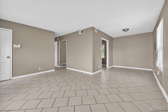 6018 Evergreen Boulevard, St Louis, MO 63134