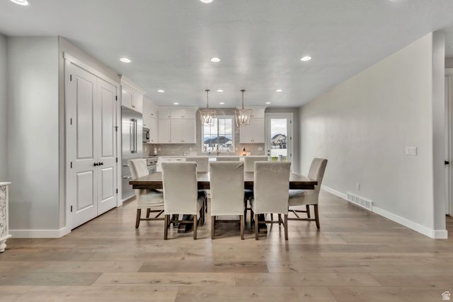 2434 N EURASION CRANE RD, Clinton, UT 84015