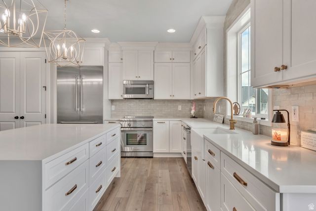 2434 N EURASION CRANE RD, Clinton, UT 84015