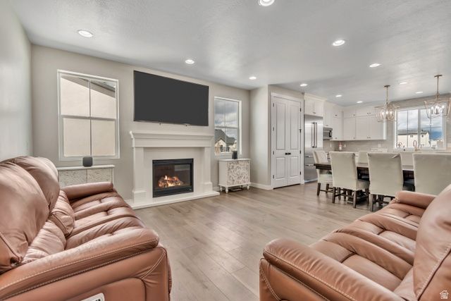 2434 N EURASION CRANE RD, Clinton, UT 84015