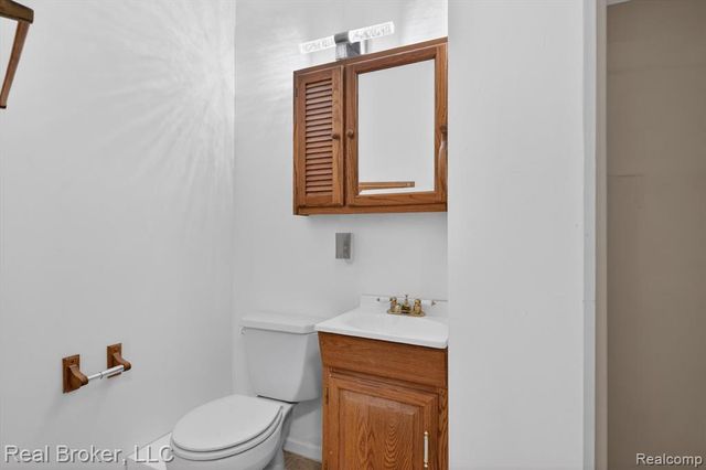 48050 Hull Road, Belleville, MI 48111