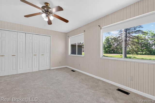 48050 Hull Road, Belleville, MI 48111