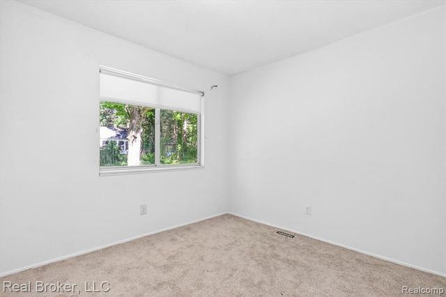 48050 Hull Road, Belleville, MI 48111