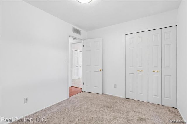 48050 Hull Road, Belleville, MI 48111