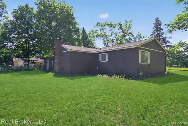 48050 Hull Road, Belleville, MI 48111
