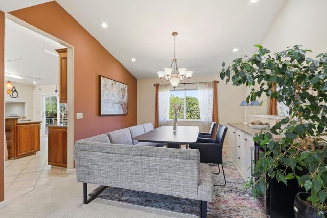 6124 Corte De La Reina, San Jose, CA 95120