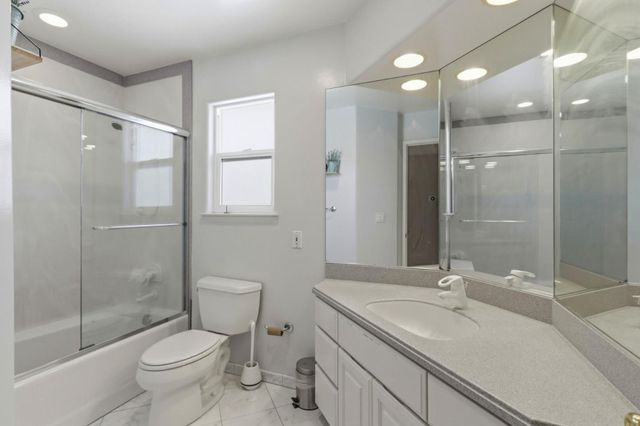 6124 Corte De La Reina, San Jose, CA 95120