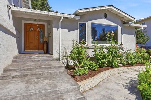 6124 Corte De La Reina, San Jose, CA 95120