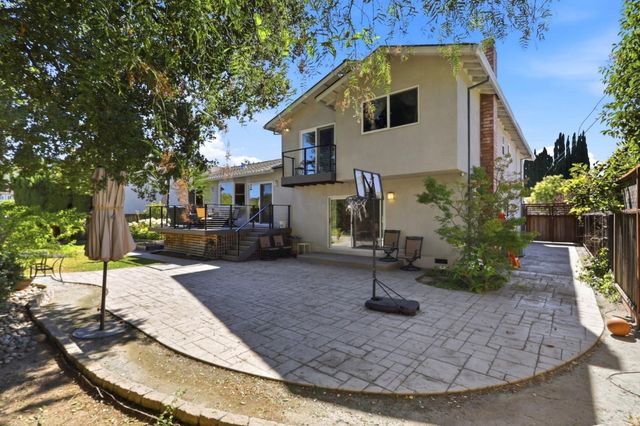 6124 Corte De La Reina, San Jose, CA 95120