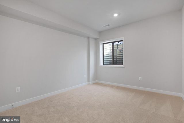 6004 STONEROLLER ST, New Market, MD 21774