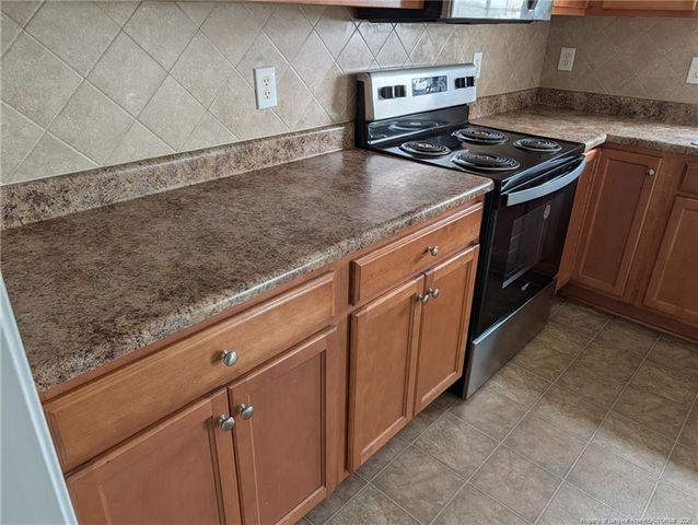 2519 Crumpler Drive, Hope Mills, NC 28348