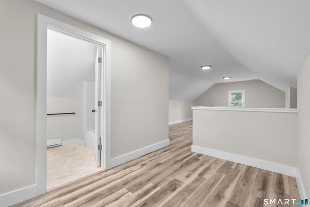 14 Home Place, Danbury, CT 06810