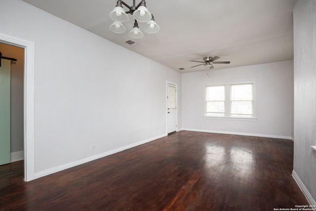 1715 SANTA ANNA, San Antonio, TX 78201