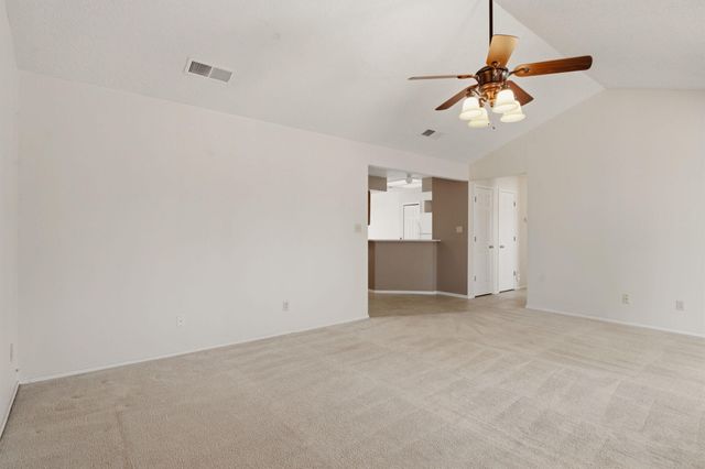 1624 Twinberry Drive NE, Rio Rancho, NM 87144