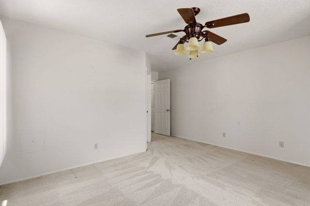 1624 Twinberry Drive NE, Rio Rancho, NM 87144