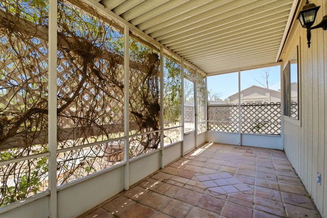 1624 Twinberry Drive NE, Rio Rancho, NM 87144