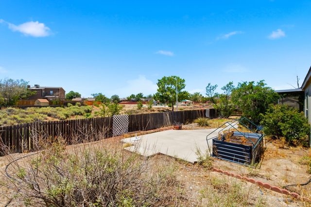 1624 Twinberry Drive NE, Rio Rancho, NM 87144