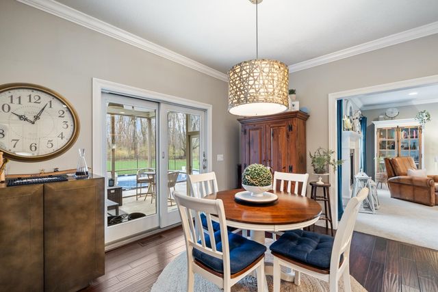 133 E Barrington Place, Warsaw, IN 46582