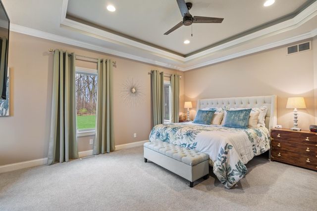 133 E Barrington Place, Warsaw, IN 46582
