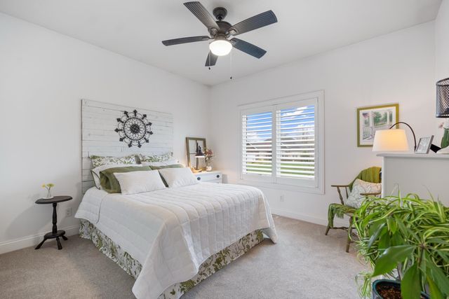 133 E Barrington Place, Warsaw, IN 46582