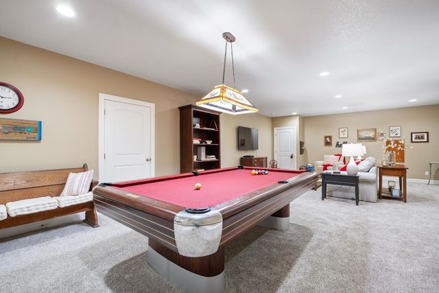 133 E Barrington Place, Warsaw, IN 46582
