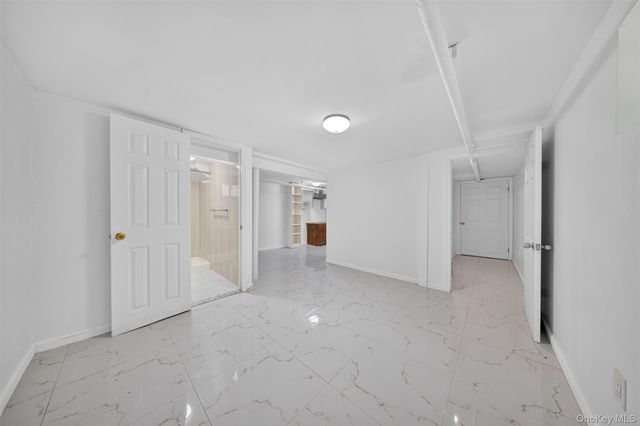 27-30 165th Street, Flushing, NY 11358