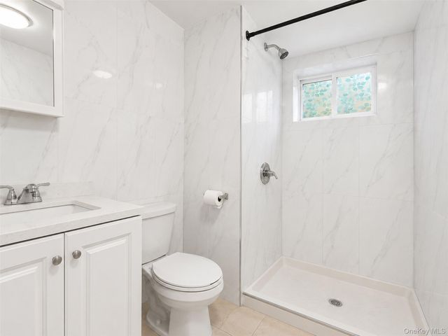 27-30 165th Street, Flushing, NY 11358